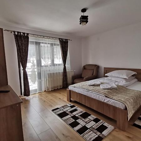 Hotel Casa Dana Olteanu Moeciu De Sus Zewnętrze zdjęcie