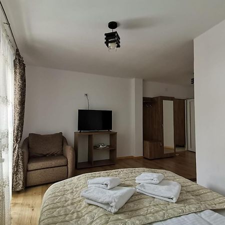 Hotel Casa Dana Olteanu Moeciu De Sus Zewnętrze zdjęcie