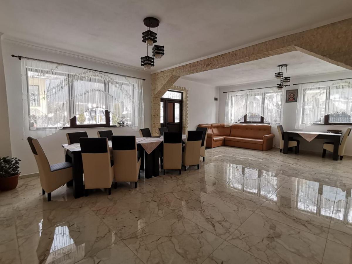 Hotel Casa Dana Olteanu Moeciu De Sus Zewnętrze zdjęcie